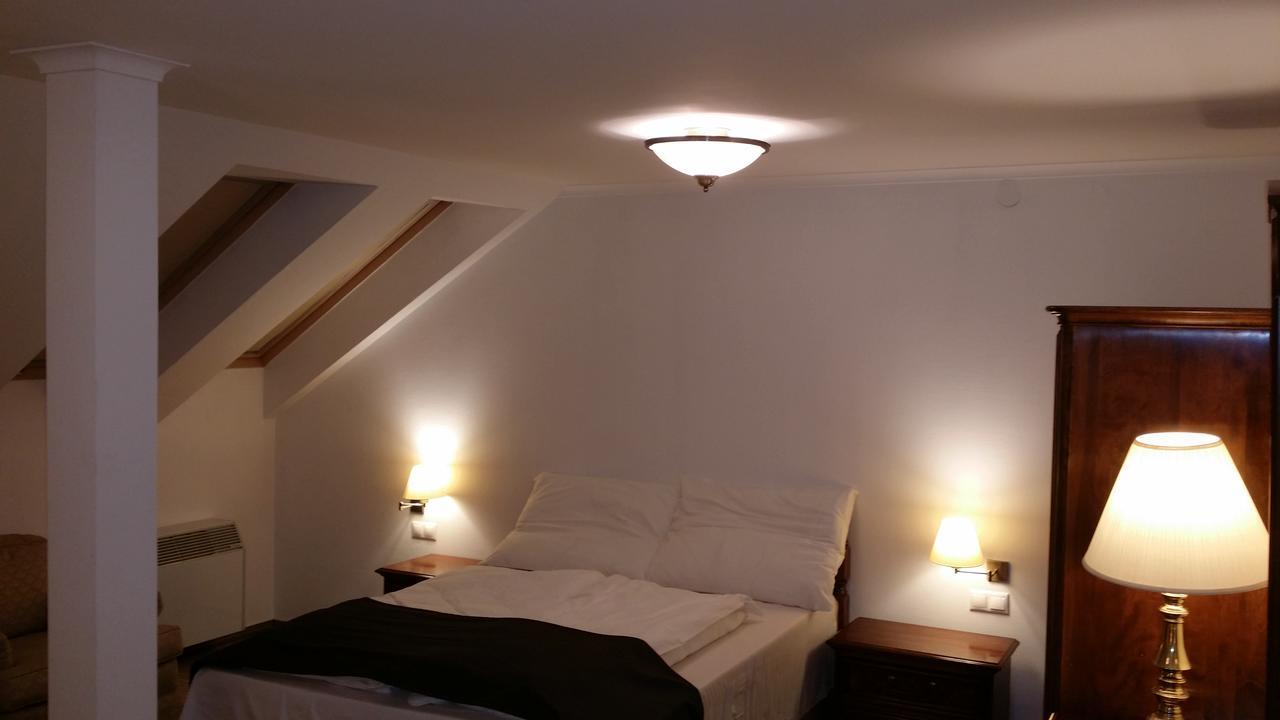 Opera Loft Rooms And Apartments Budapesta Exterior foto