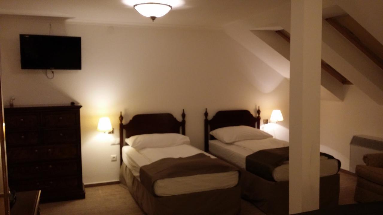 Opera Loft Rooms And Apartments Budapesta Exterior foto